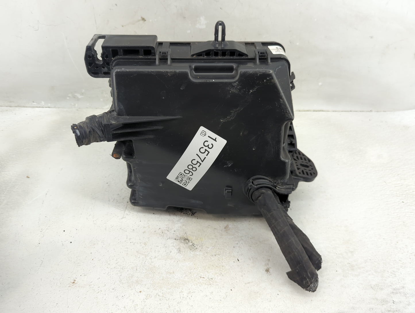 2015-2018 Kia Sedona Fusebox Fuse Box Panel Relay Module P/N:91950-A9120 91950-A9320 Fits Fits 2015 2016 2017 2018 OEM Used