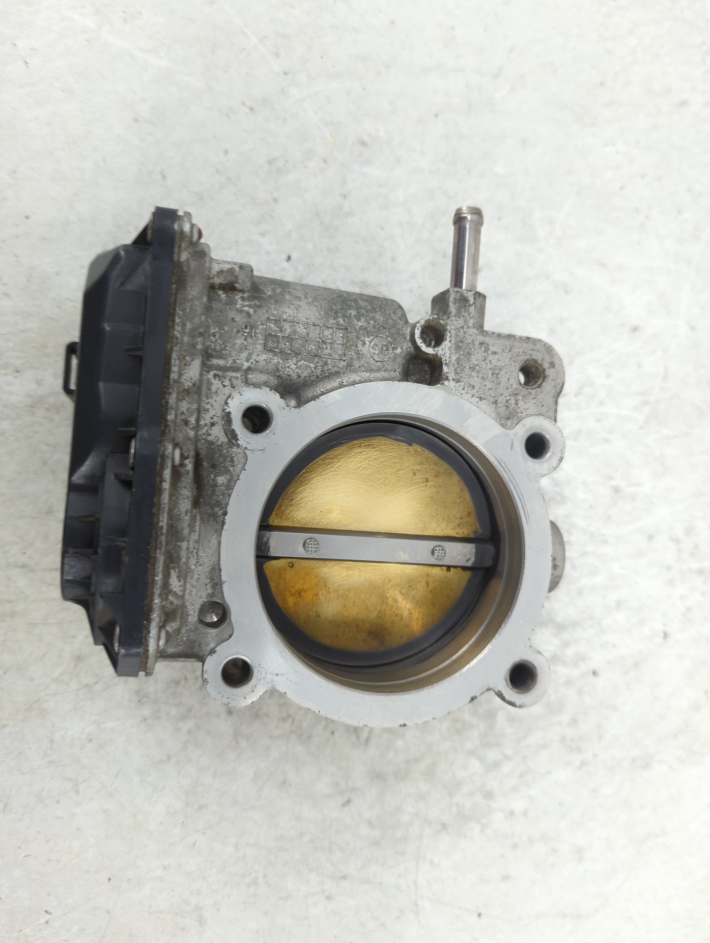 2015-2018 Kia Sedona Throttle Body P/N:35100-3CAA0 Fits Fits 2012 2013 2014 2015 2016 2017 2018 OEM Used Auto Parts - Oemuse