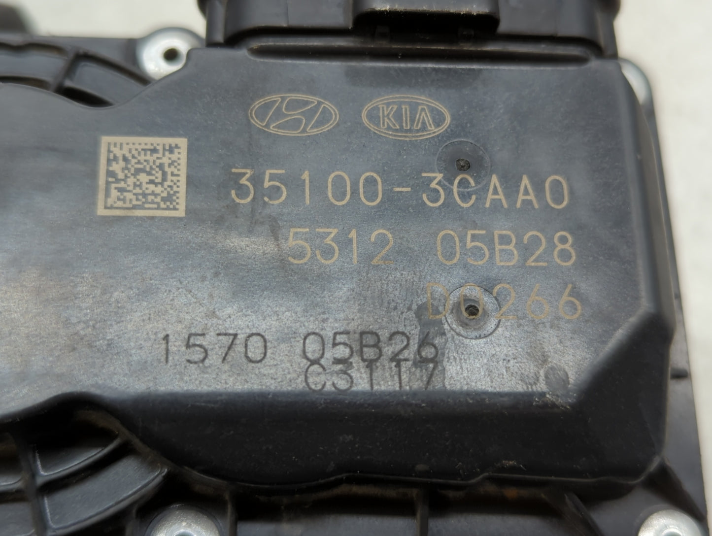 2015-2018 Kia Sedona Throttle Body P/N:35100-3CAA0 Fits Fits 2012 2013 2014 2015 2016 2017 2018 OEM Used Auto Parts - Oemuse