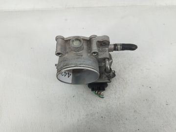 2015-2018 Kia Sedona Throttle Body P/N:35100-3CAA0 Fits Fits 2012 2013 2014 2015 2016 2017 2018 OEM Used Auto Parts