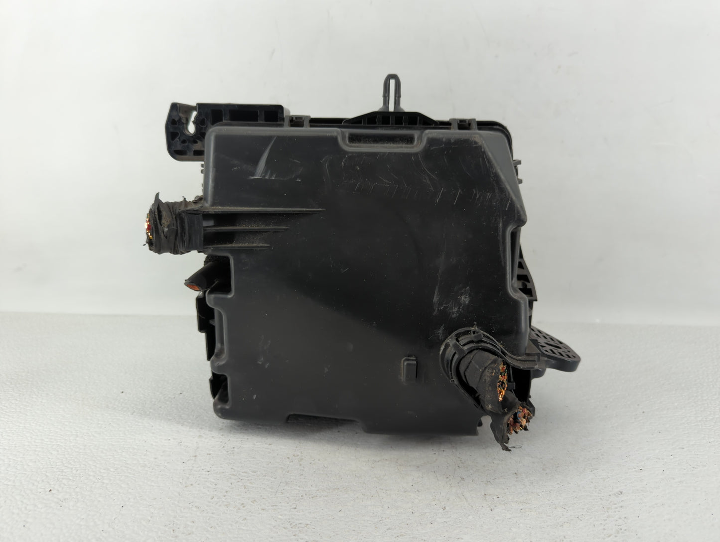 2015-2018 Kia Sedona Fusebox Fuse Box Panel Relay Module P/N:91222 A9781 Fits Fits 2015 2016 2017 2018 OEM Used Auto Parts -