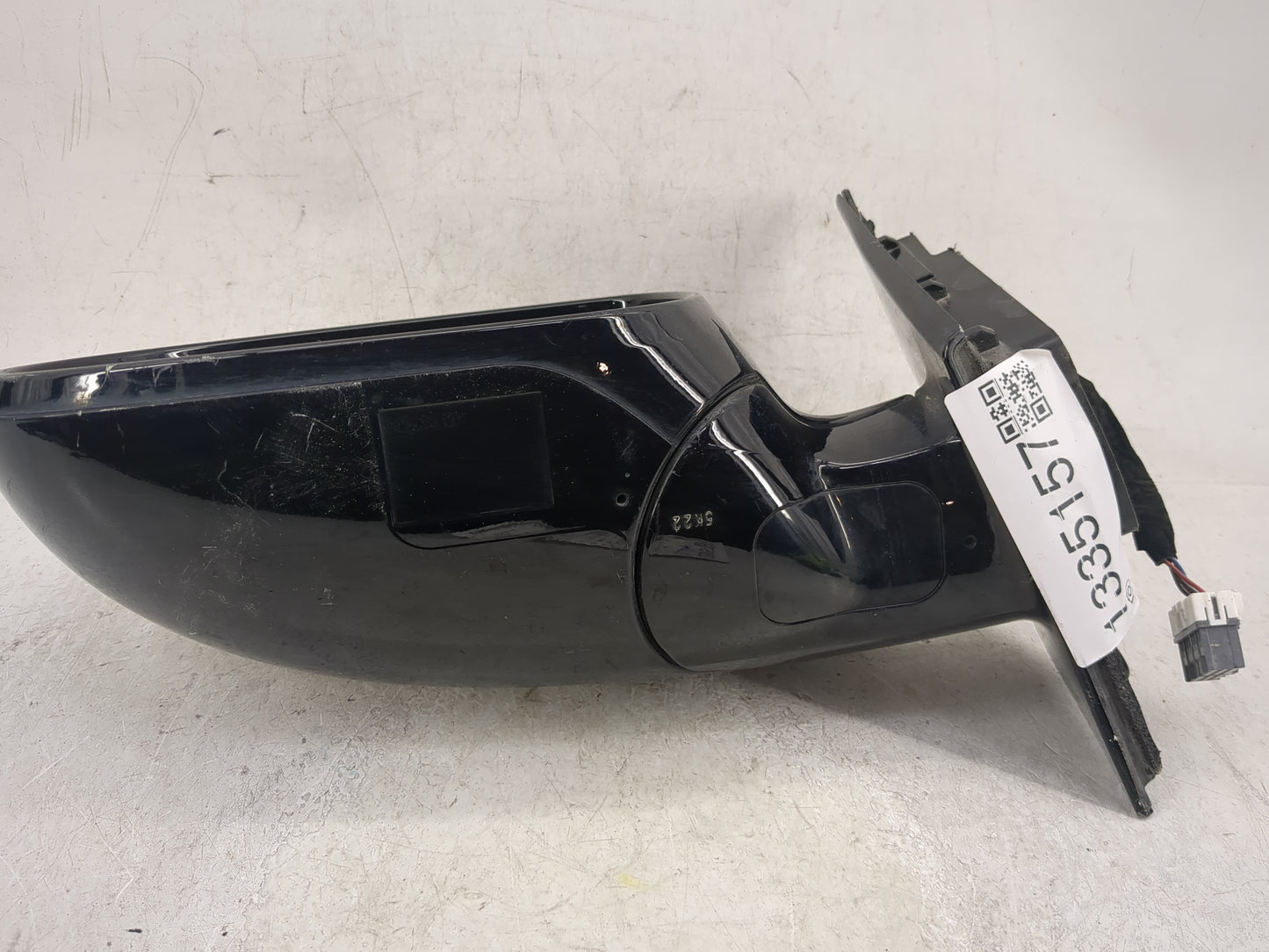 2016 Kia Sorento Driver Side View Mirror - Left Door Mirror OEM Used - Oemusedautoparts1.com
