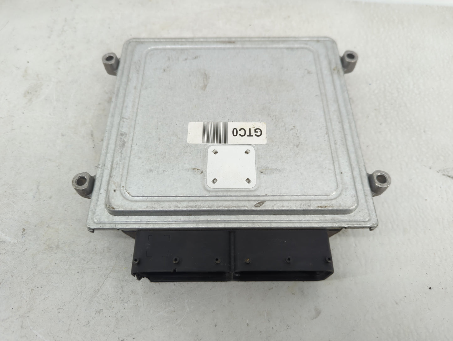 2016-2018 Kia Sorento PCM Engine Control Computer ECU ECM PCU OEM P/N:39100-2GTC0 39130-2GTC0 Fits Fits 2016 2017 2018 OEM U