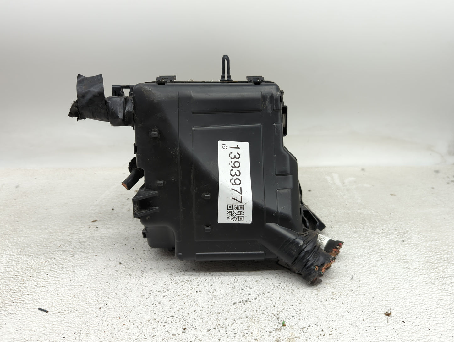 2016-2018 Kia Sorento Fusebox Fuse Box Panel Relay Module P/N:91941-C6020 Fits Fits 2016 2017 2018 OEM Used Auto Parts - Oem