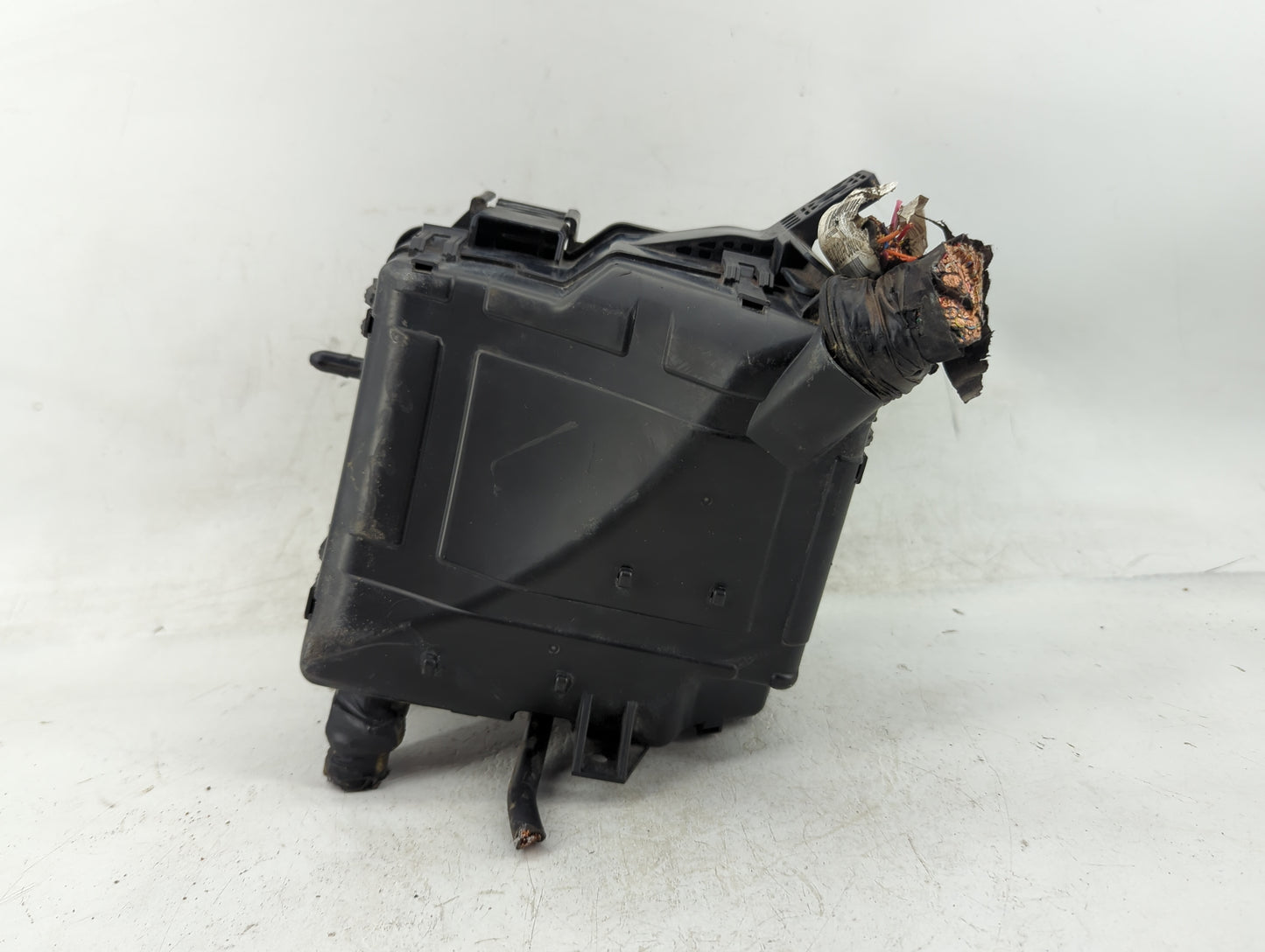 2016-2018 Kia Sorento Fusebox Fuse Box Panel Relay Module P/N:91941-C6020 Fits Fits 2016 2017 2018 OEM Used Auto Parts - Oem