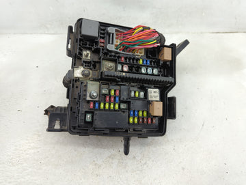 2016-2018 Kia Sorento Fusebox Fuse Box Panel Relay Module P/N:91851-C6200 Fits Fits 2016 2017 2018 OEM Used Auto Parts
