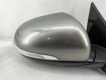 2016-2020 Kia Sorento Passenger Side View Mirror - Right Door Mirror OEM Used