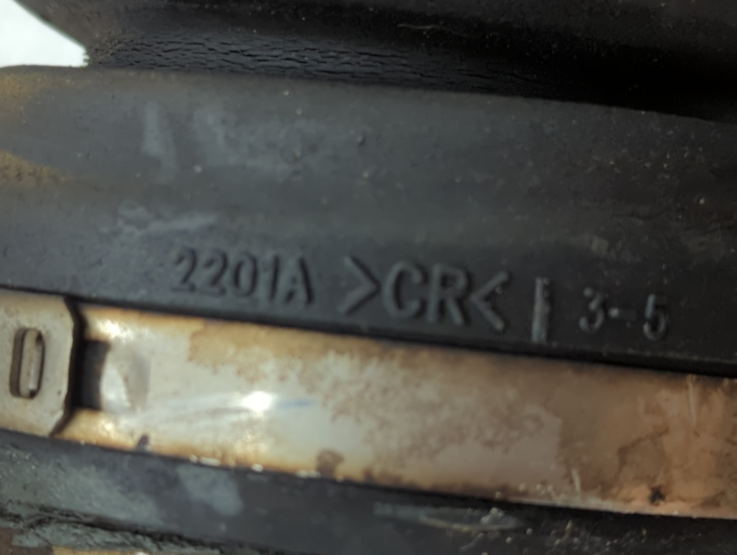 2016-2018 Kia Sorento Axle Shaft Front Driver Cv C/v - Oemusedautoparts1.com