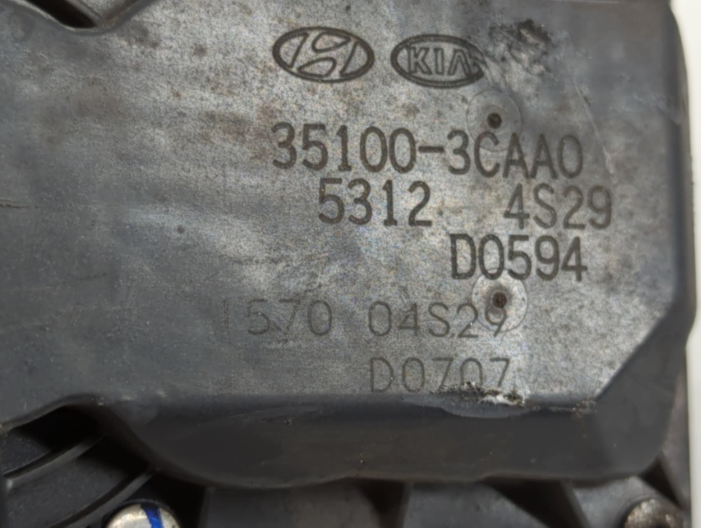 2014-2018 Kia Sorento Throttle Body P/N:5312 4S29 35100-3CAA0 Fits Fits 2012 2013 2014 2015 2016 2017 2018 OEM Used Auto Par