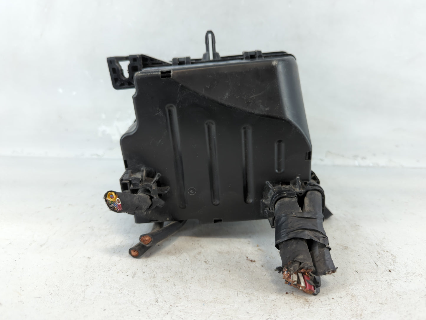 2016 Kia Soul Fusebox Fuse Box Panel Relay Module P/N:911950-B2280 Fits OEM Used Auto Parts - Oemusedautoparts1.com