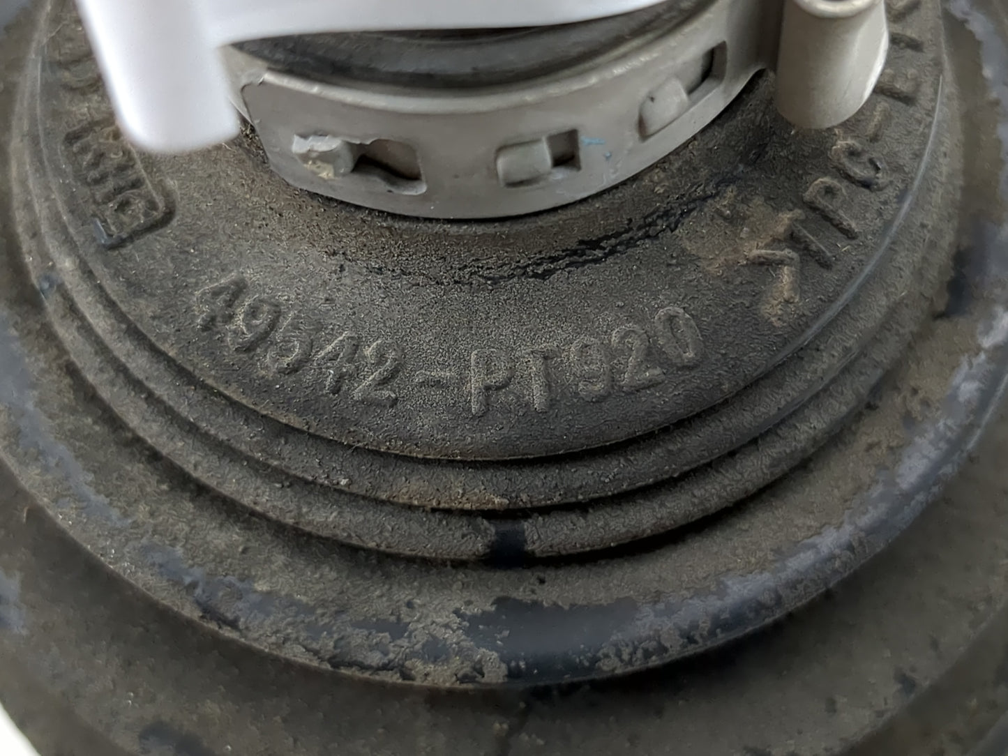2014-2019 Kia Soul Axle Shaft Front Passenger Cv C/v - Oemusedautoparts1.com