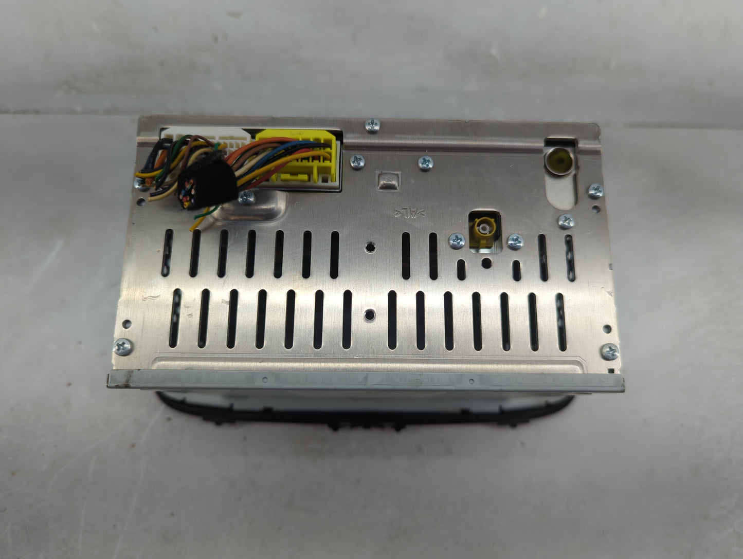 2014-2016 Kia Soul Radio AM FM Cd Player Receiver Replacement P/N:96170-B2090CA Fits Fits 2014 2015 2016 OEM Used Auto Parts