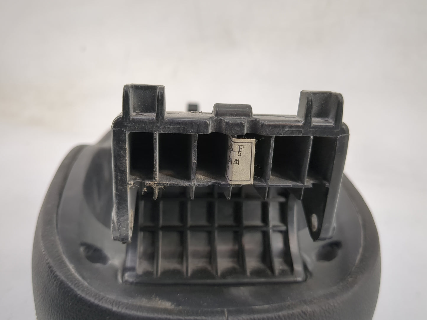 2016 Kia Soul Center Console Armrest Cover Lid Fits OEM Used Auto Parts - Oemusedautoparts1.com