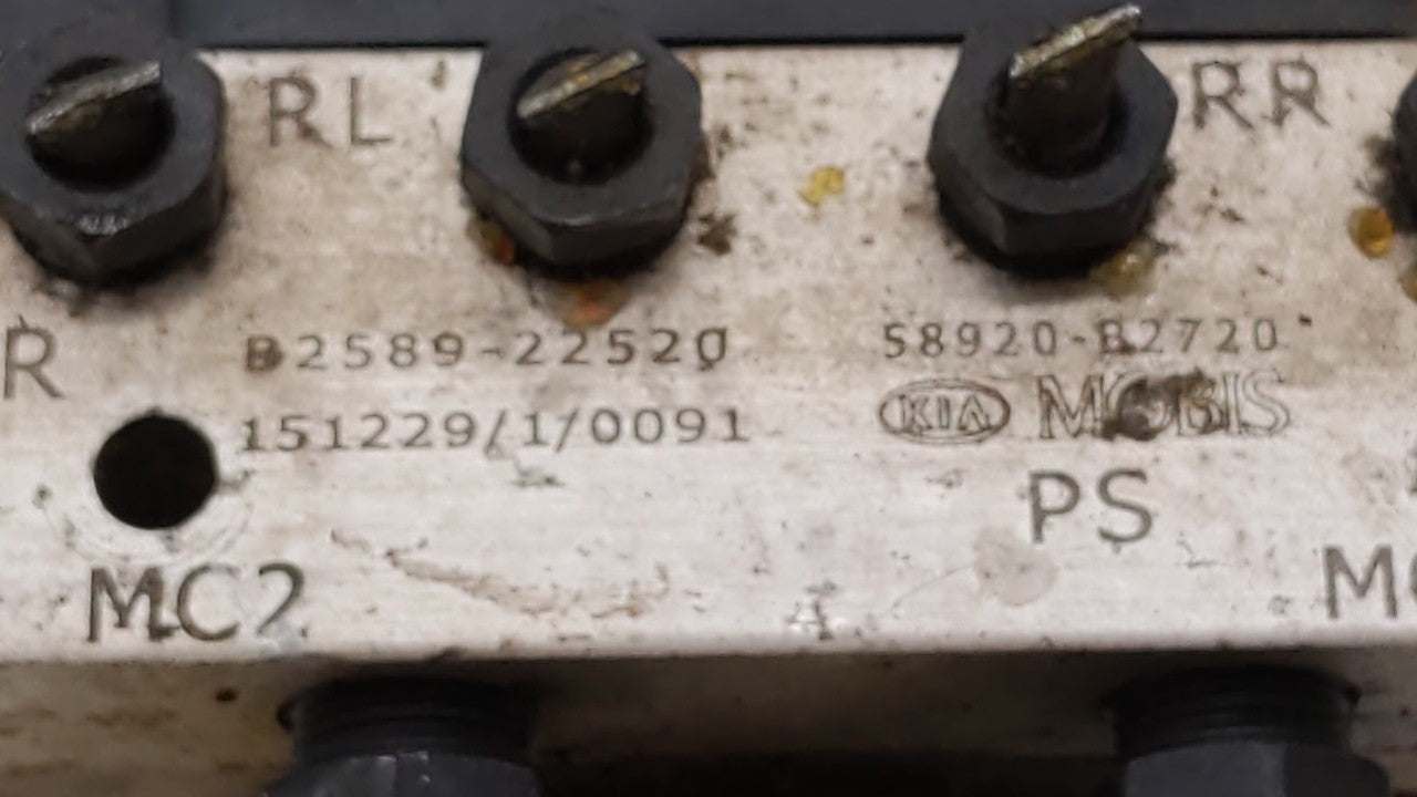 2016 Kia Soul ABS Pump Control Module Replacement P/N:58900-B2720 58920-B2720 Fits OEM Used Auto Parts - Oemusedautoparts1.c