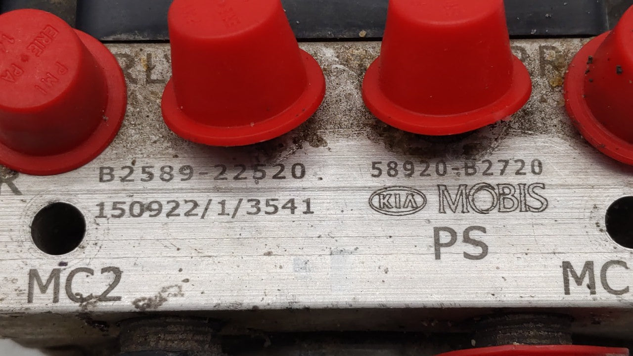 2016 Kia Soul ABS Pump Control Module Replacement P/N:58900-B2720 58920-B2720 Fits OEM Used Auto Parts - Oemusedautoparts1.c