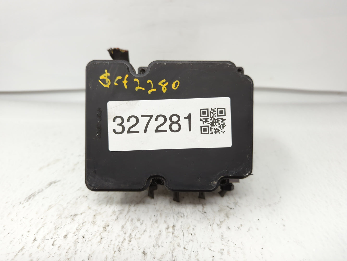 2016 Kia Soul ABS Pump Control Module Replacement P/N:58900-B2720 58920-B2720 Fits OEM Used Auto Parts - Oemusedautoparts1.c