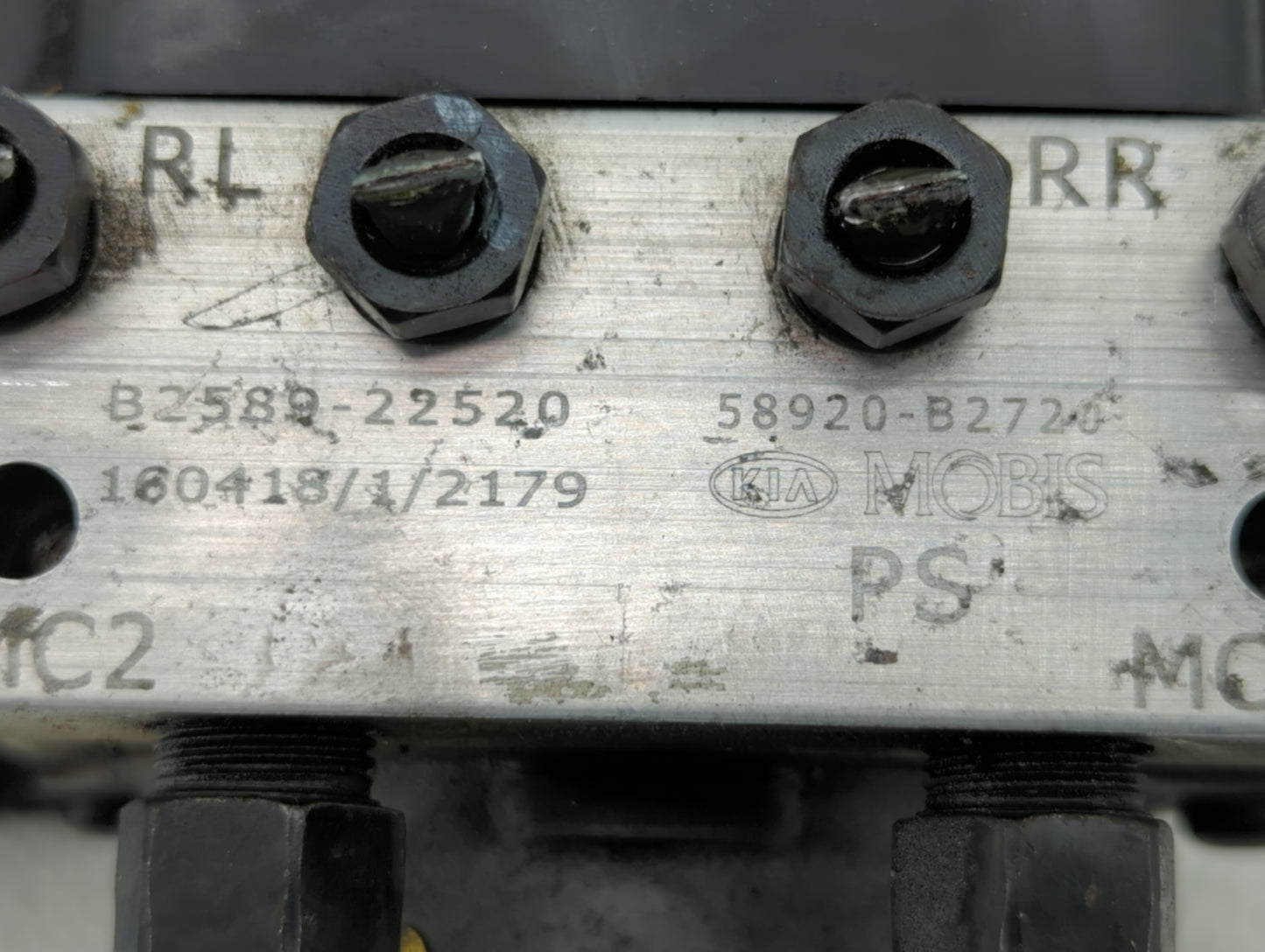 2016 Kia Soul ABS Pump Control Module Replacement P/N:B2589-22520 58900-B2720, 58920-B2720 Fits OEM Used Auto Parts - Oemuse