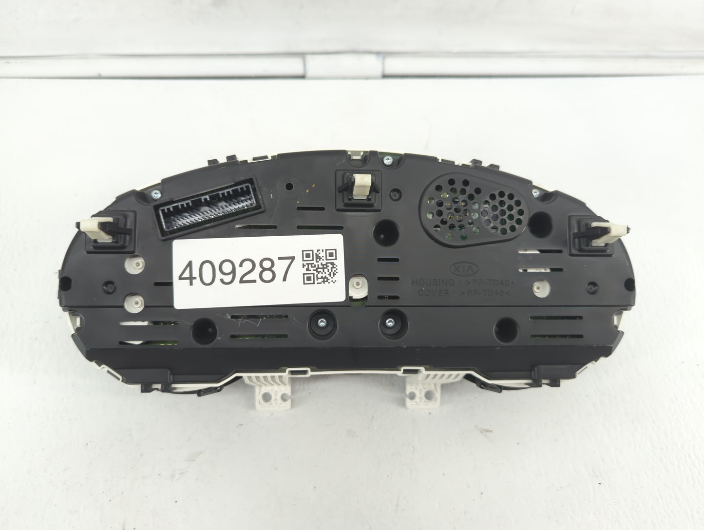 2016 Kia Soul Instrument Cluster Speedometer Gauges P/N:94006-B2600 Fits OEM Used Auto Parts - Oemusedautoparts1.com