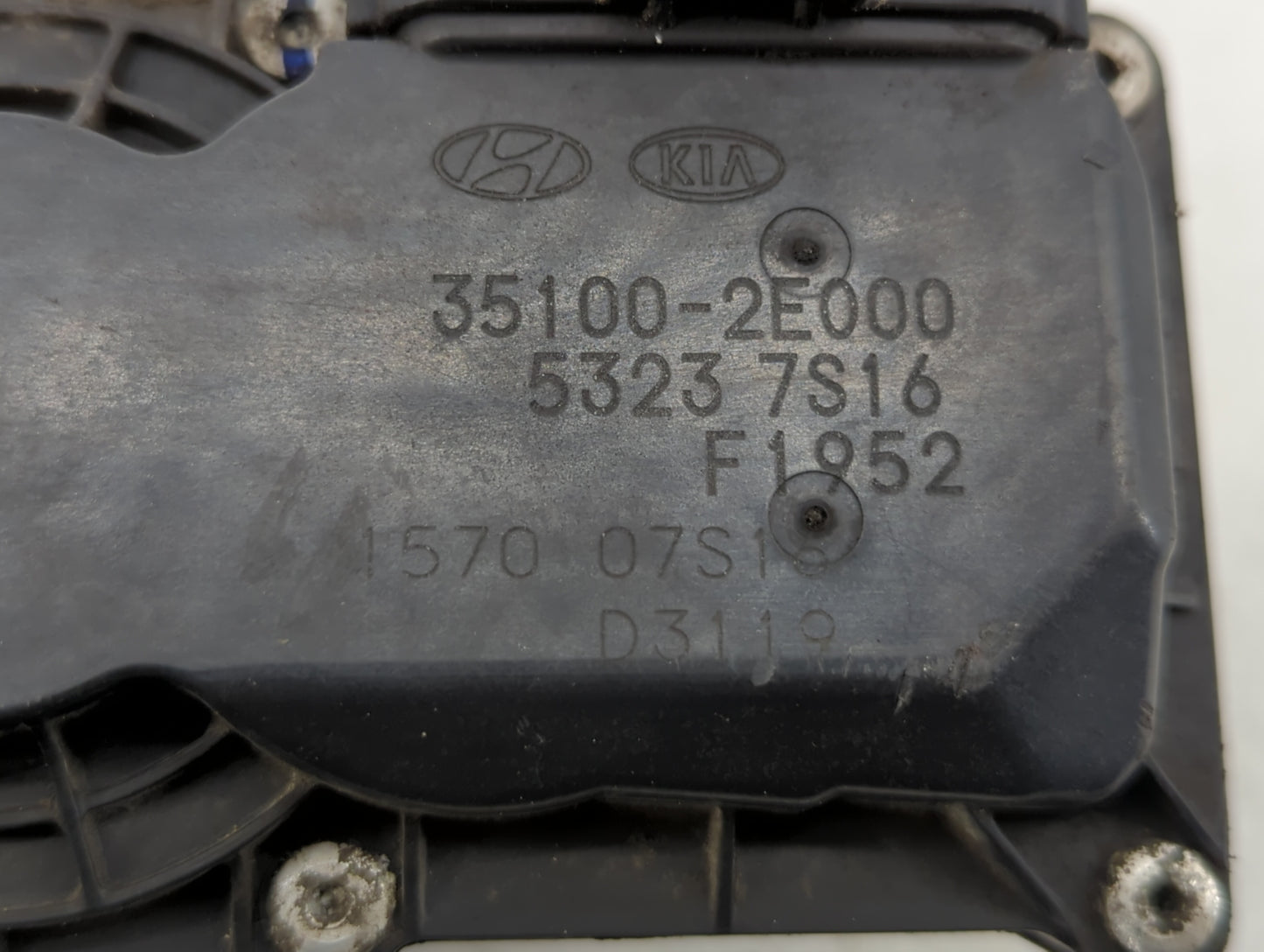 2014-2019 Kia Soul Throttle Body P/N:35100-2E000 35100-2E710 Fits Fits 2011 2012 2013 2014 2015 2016 2017 2018 2019 2020 202