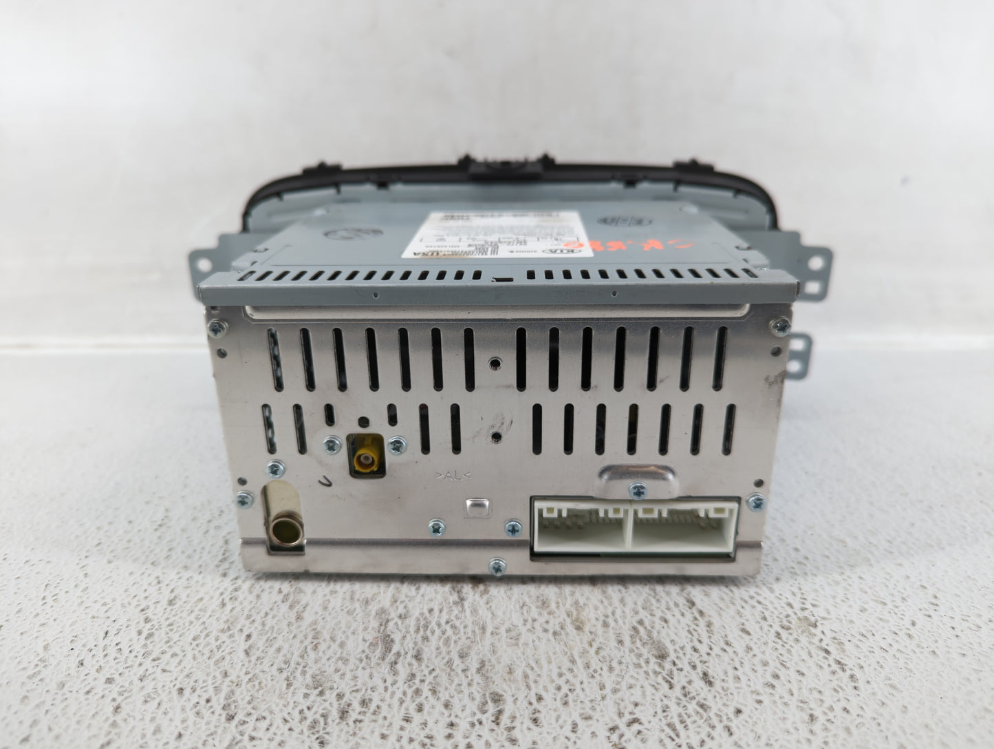 2014-2016 Kia Soul Am Fm Cd Player Radio Receiver - Oemusedautoparts1.com