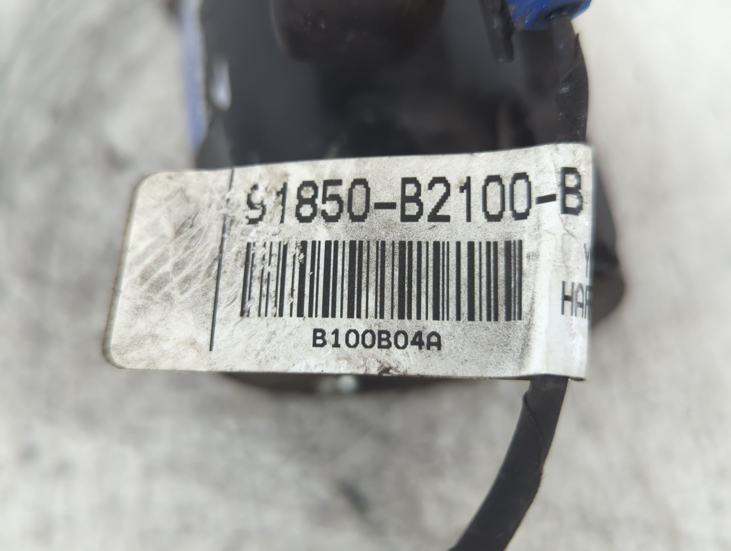 2014-2019 Kia Soul Car Starter Motor Solenoid OEM P/N:1204960 36100-2B110 Fits Fits 2014 2015 2016 2017 2018 2019 OEM Used A