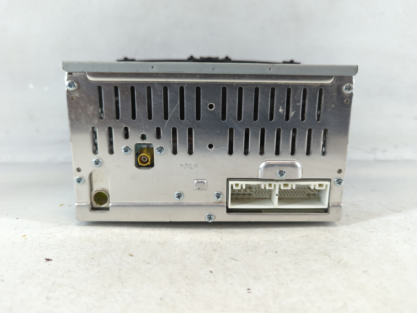 2014-2016 Kia Soul Radio AM FM Cd Player Receiver Replacement P/N:96170-B2090CA Fits Fits 2014 2015 2016 OEM Used Auto Parts