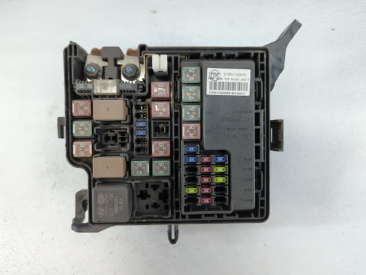 2016 Kia Soul Fusebox Fuse Box Panel Relay Module P/N:91950-B2070 Fits OEM Used Auto Parts