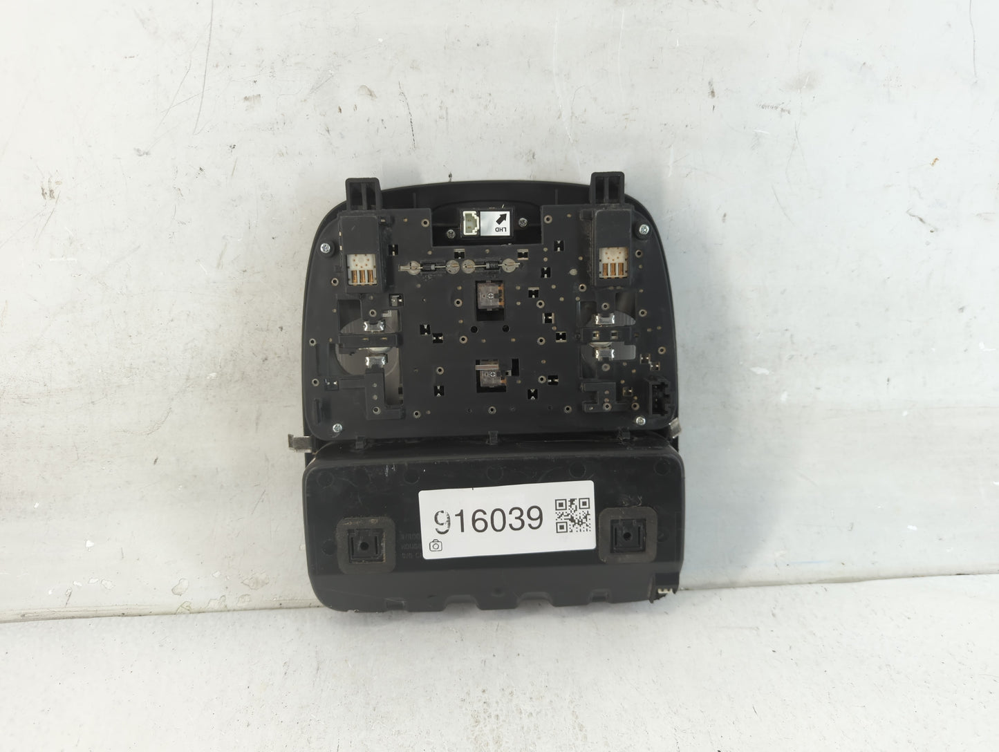 2014-2019 Kia Soul Overhead Roof Console 916039 - Oemusedautoparts1.com