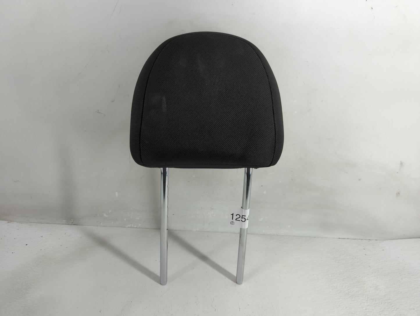2016 Kia Sportage Headrest Head Rest Rear Seat Fits OEM Used Auto Parts - Oemusedautoparts1.com