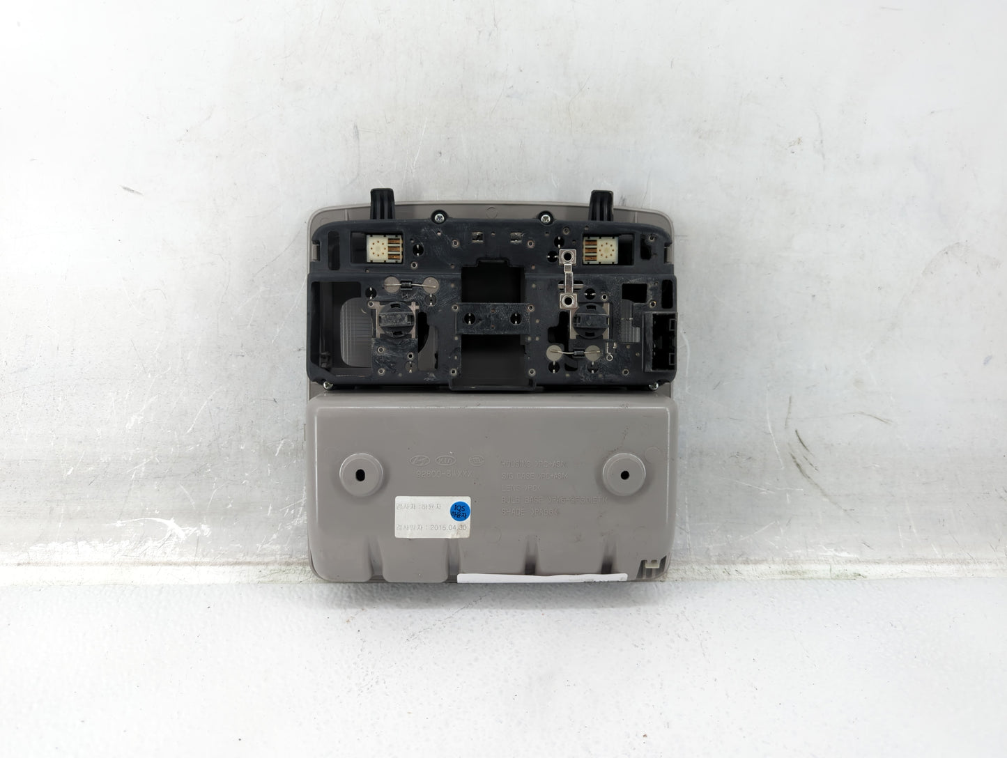 2011-2016 Kia Sportage Overhead Roof Console 573935 - Oemusedautoparts1.com