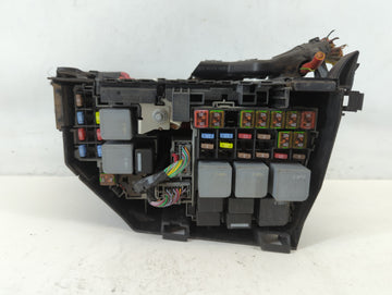 2015-2017 Land Rover Discovery Sport Fusebox Fuse Box Panel Relay Module P/N:GK72-14A076-AA Fits Fits 2015 2016 2017 OEM Used Auto Parts