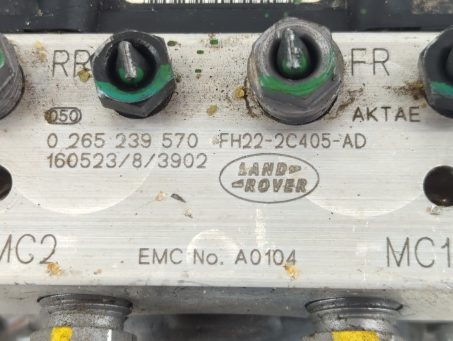 2015-2016 Land Rover Lr4 ABS Pump Control Module Replacement P/N:0 265 239 570 Fits Fits 2015 2016 OEM Used Auto Parts - Oem