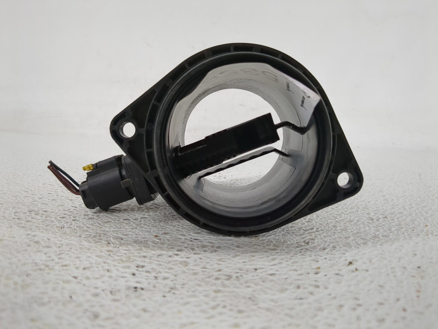 2016 Land Rover Lr4 Mass Air Flow Meter Maf - Oemusedautoparts1.com