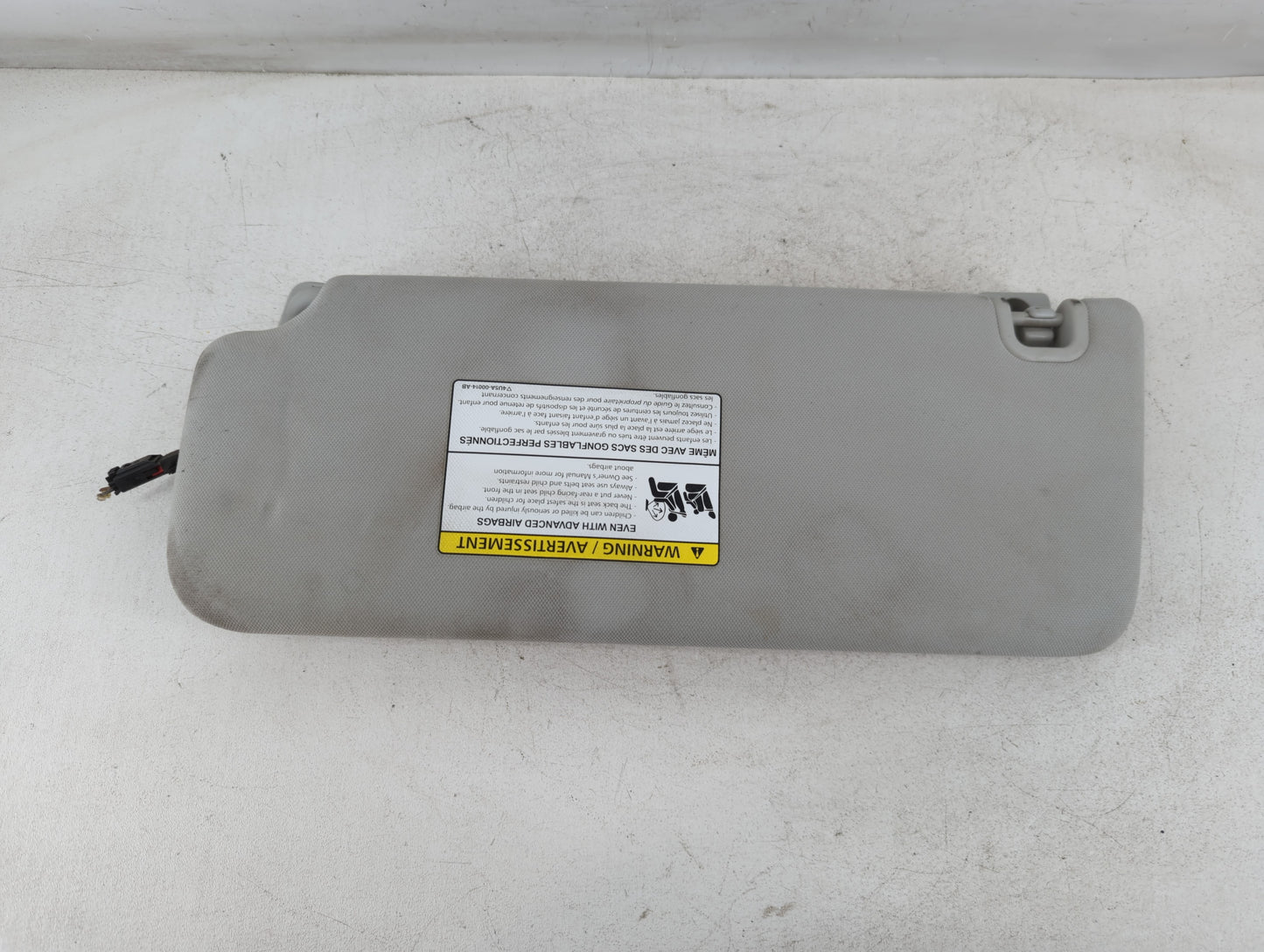 2016-2020 Land Rover Range Rover Sport Sun Visor Shade Replacement Passenger Right Mirror Fits OEM Used Auto Parts - Oemused