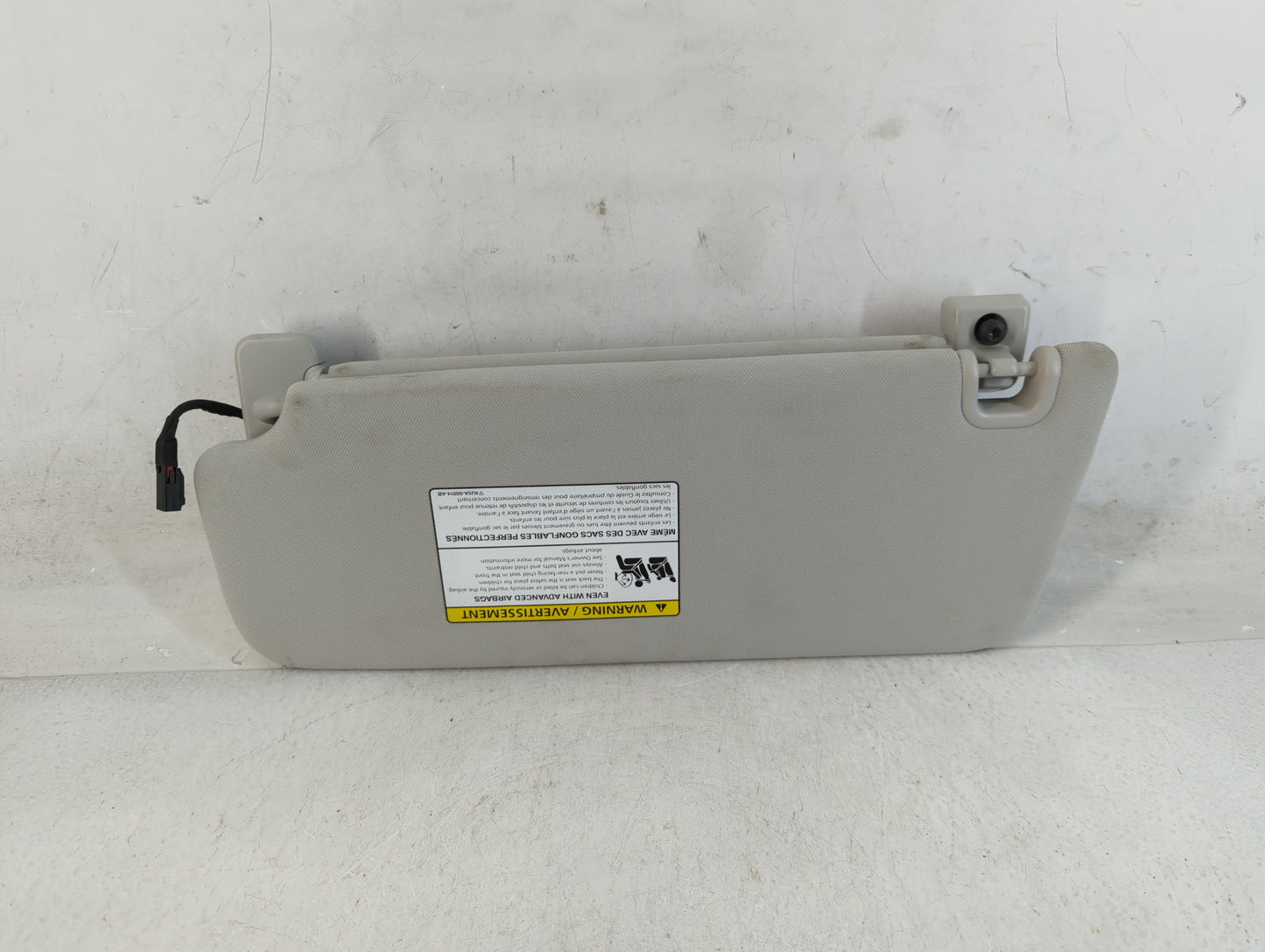 2016-2020 Land Rover Range Rover Sport Sun Visor Shade Replacement Passenger Right Mirror Fits OEM Used Auto Parts - Oemused