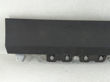 2016-2018 Lexus Es350 Air Bag Passenger Right Knee OEM P/N:402739316M3H Fits Fits 2016 2017 2018 OEM Used Auto Parts