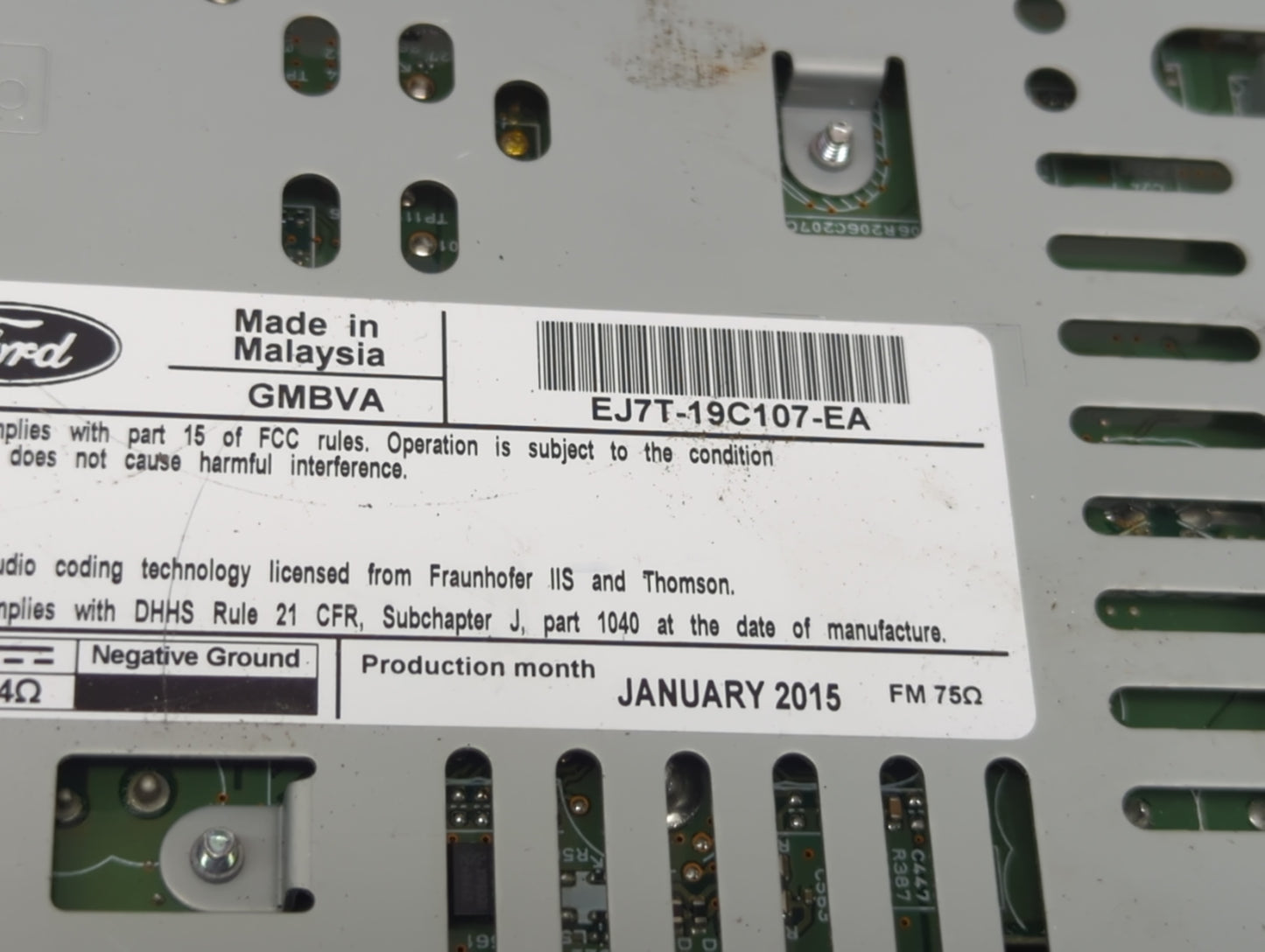 2015-2016 Lincoln Mkc Radio AM FM Cd Player Receiver Replacement P/N:EJ7T-19C107-EA GMBVA Fits Fits 2015 2016 OEM Used Auto