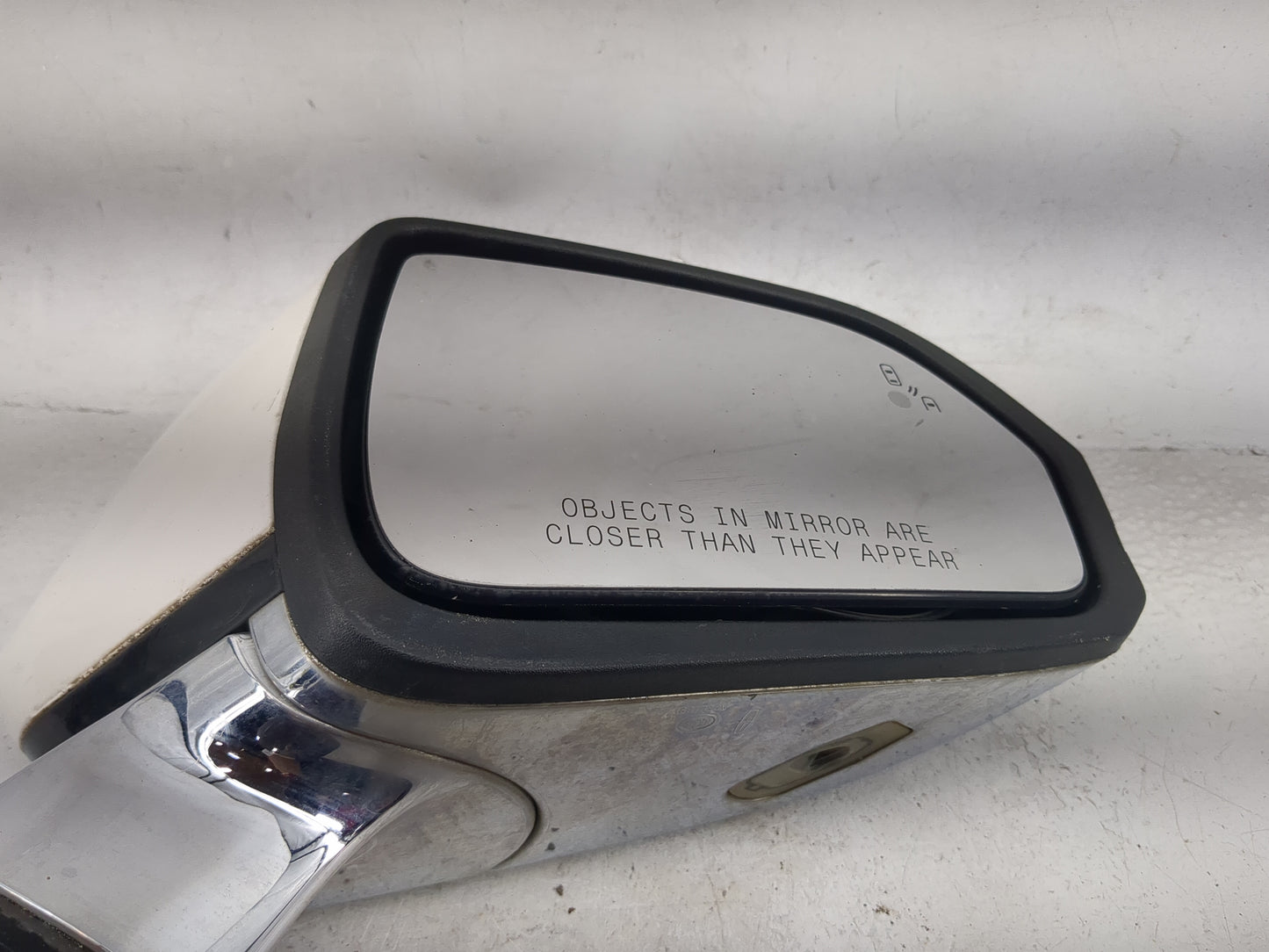 2016 Lincoln Mkz Passenger Side View Mirror - Right Door Mirror OEM Used - Oemusedautoparts1.com