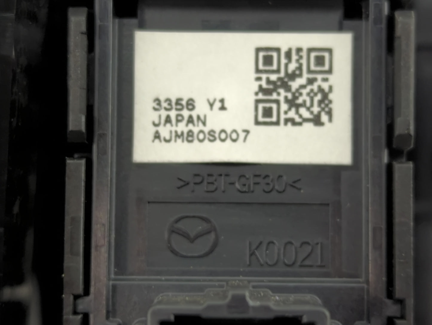 2016-2018 Mazda 3 Radio Control Panel - Oemusedautoparts1.com