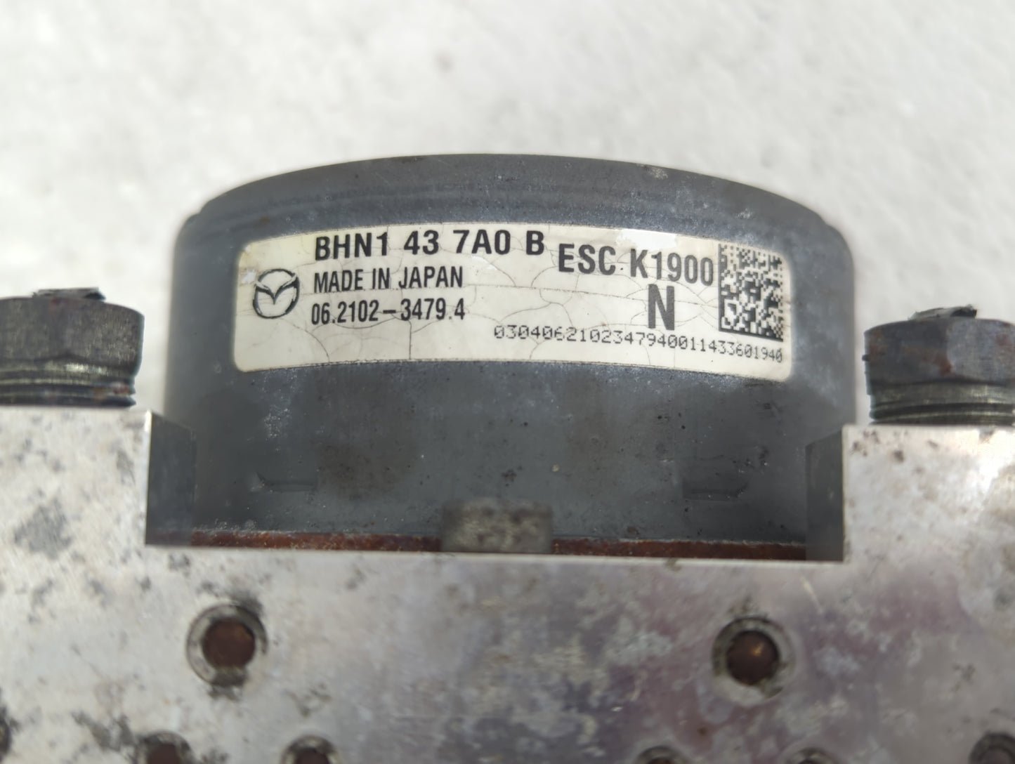 2016 Mazda 3 ABS Pump Control Module Replacement P/N:BHN1 43 7A0 B Fits OEM Used Auto Parts - Oemusedautoparts1.com