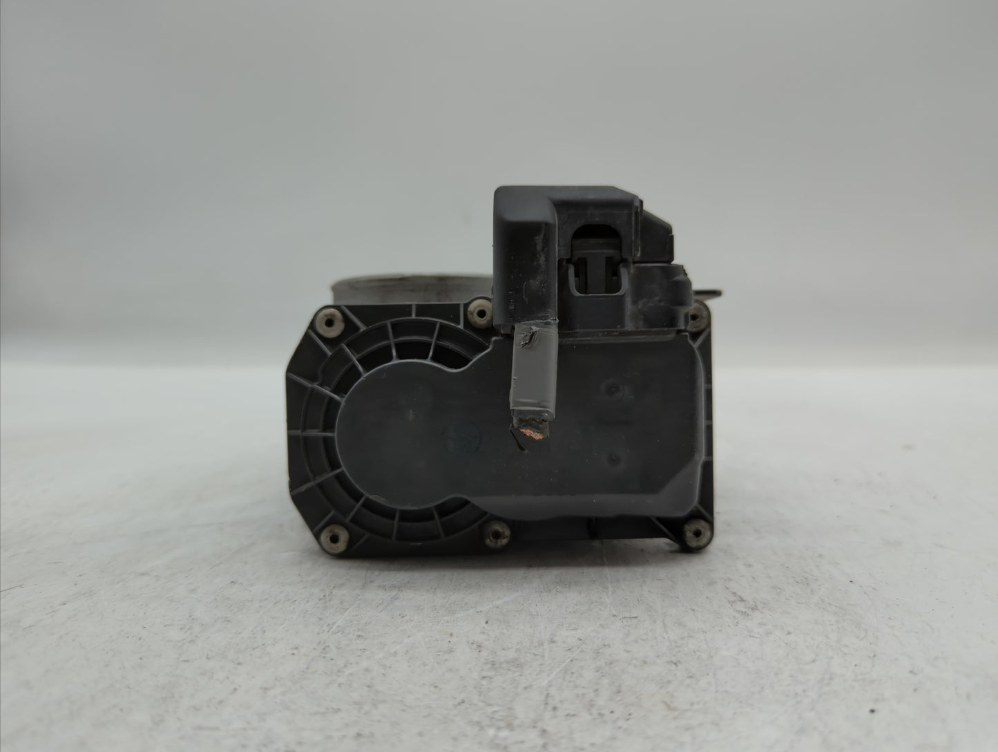 2012-2014 Mazda 3 Throttle Body P/N:13 640 A 640 K4238 1R24, 640 K4238 6R26, 13 640 B, 640 K4238 7T13 Fits Fits 2012 2013 20