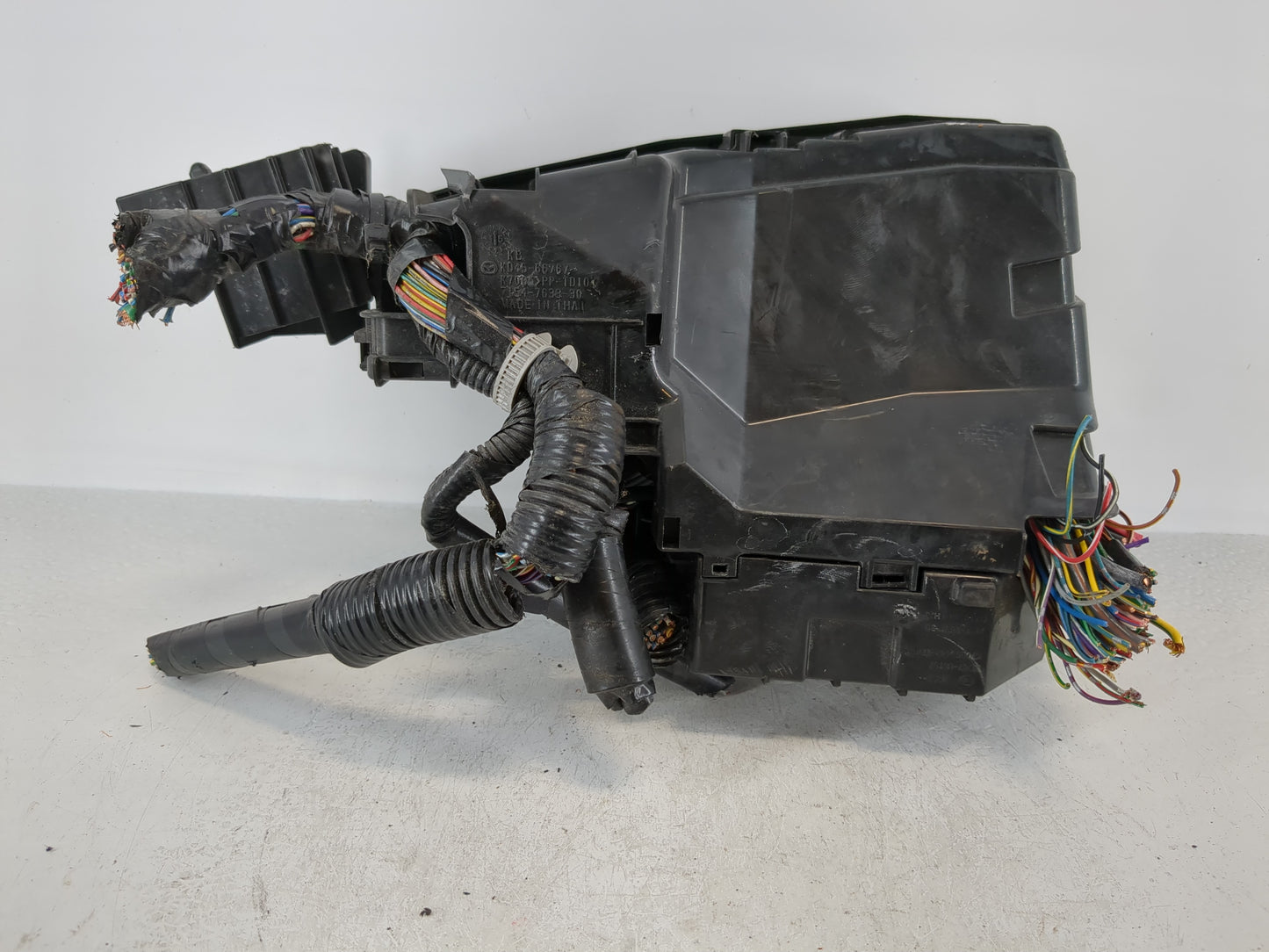 2014-2016 Mazda 6 Fusebox Fuse Box Panel Relay Module P/N:F005 V0 1711 G46C-675X0 A Fits Fits 2014 2015 2016 OEM Used Auto P