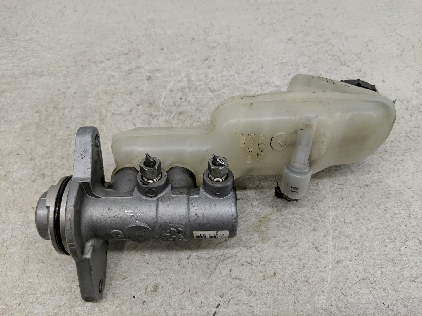 2014-2021 Mazda 6 Brake Master Cylinder - Oemusedautoparts1.com