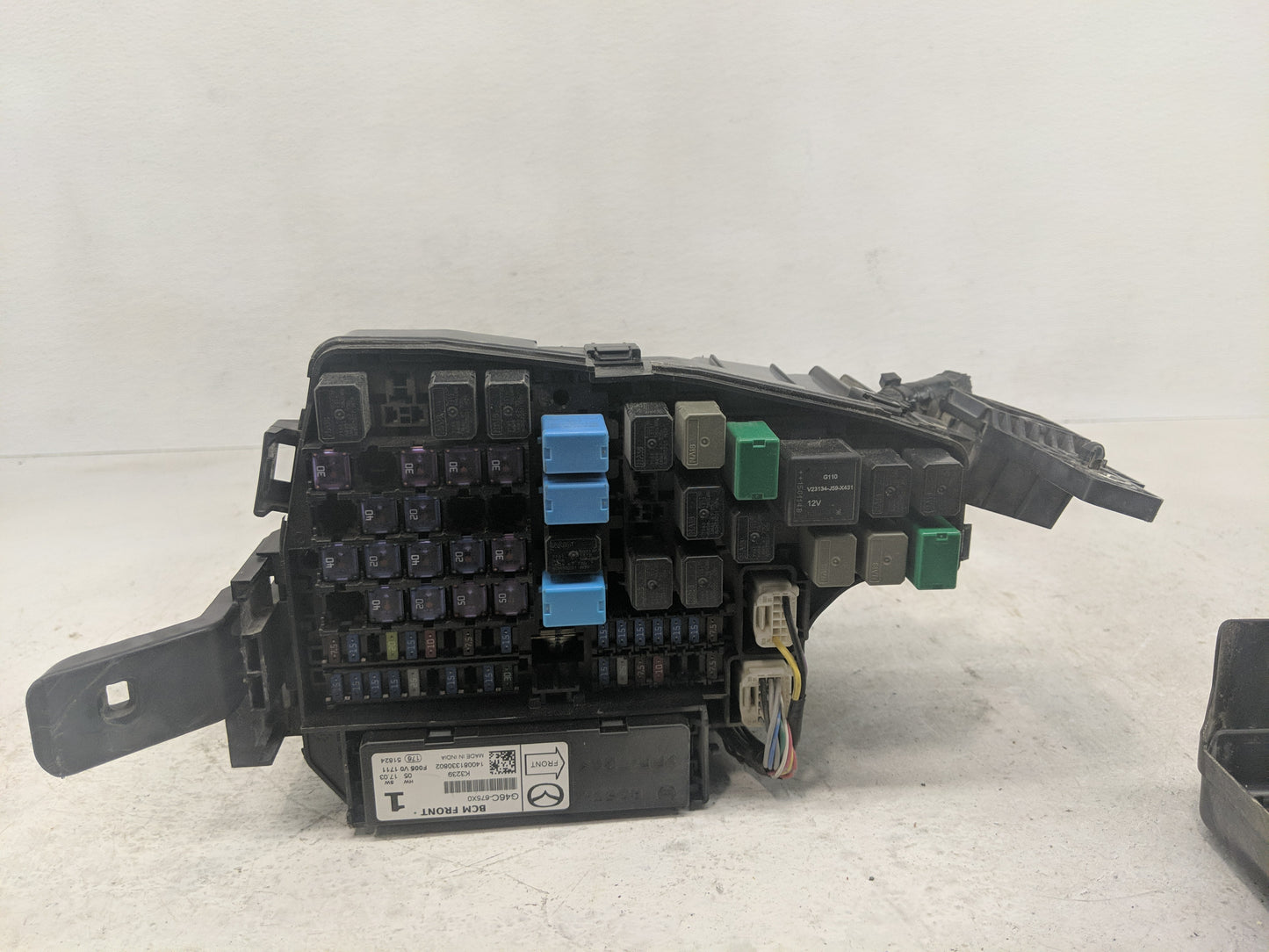 2013-2022 Mazda Cx-5 Fusebox Fuse Box Panel Relay Module P/N:G46C-675X0 A Fits OEM Used Auto Parts - Oemusedautoparts1.com