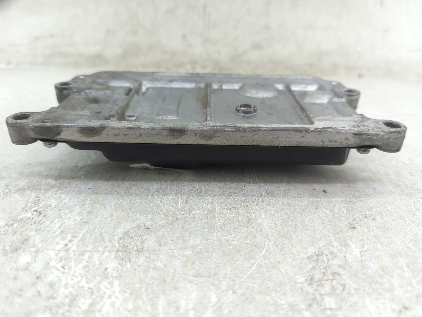 2016 Mazda Cx5 PCM Engine Control Computer ECU ECM PCU OEM P/N:PY9W18881A 279800-2791, PYAT188K2C Fits Fits 2017 2018 OEM Us