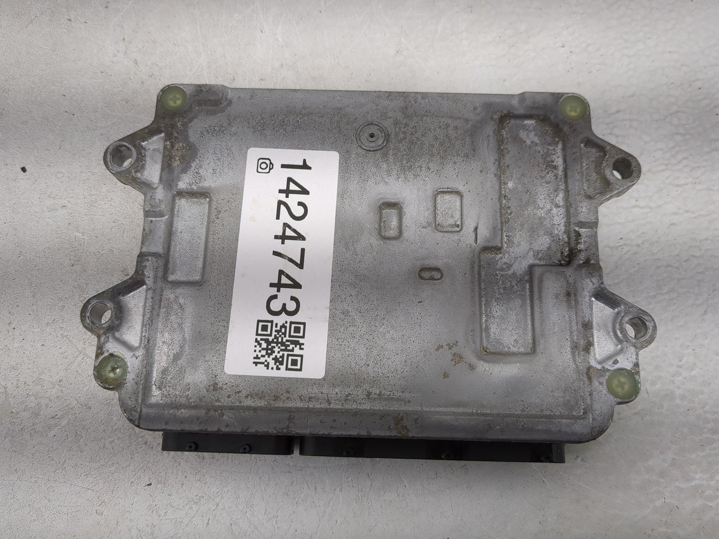 2016 Mazda Mazda3 PCM Engine Control Computer ECU ECM PCU OEM P/N:PE18 18 881A E6T66275H2, PYHS 18 8K2 Fits Fits 2014 2015 2