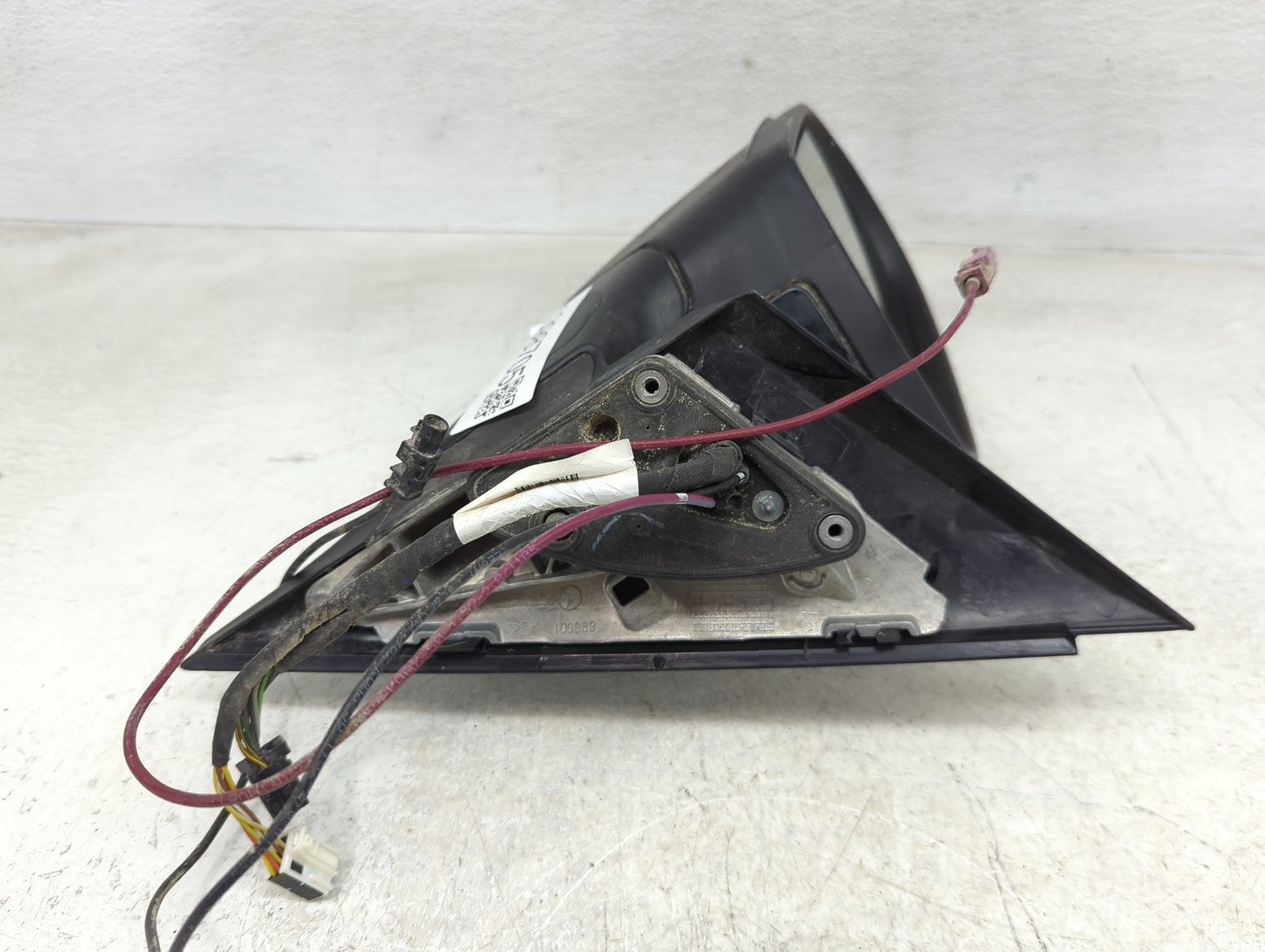 2015-2016 Mercedes-Benz C300 Driver Side View Mirror - Left Door Mirror OEM Used - Oemusedautoparts1.com