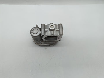 2015-2018 Mercedes-Benz C300 Throttle Body P/N:A 270 141 00 25 2701410025 Fits Fits 2013 2014 2015 2016 2017 2018 2019 2020 OEM Used Auto Parts