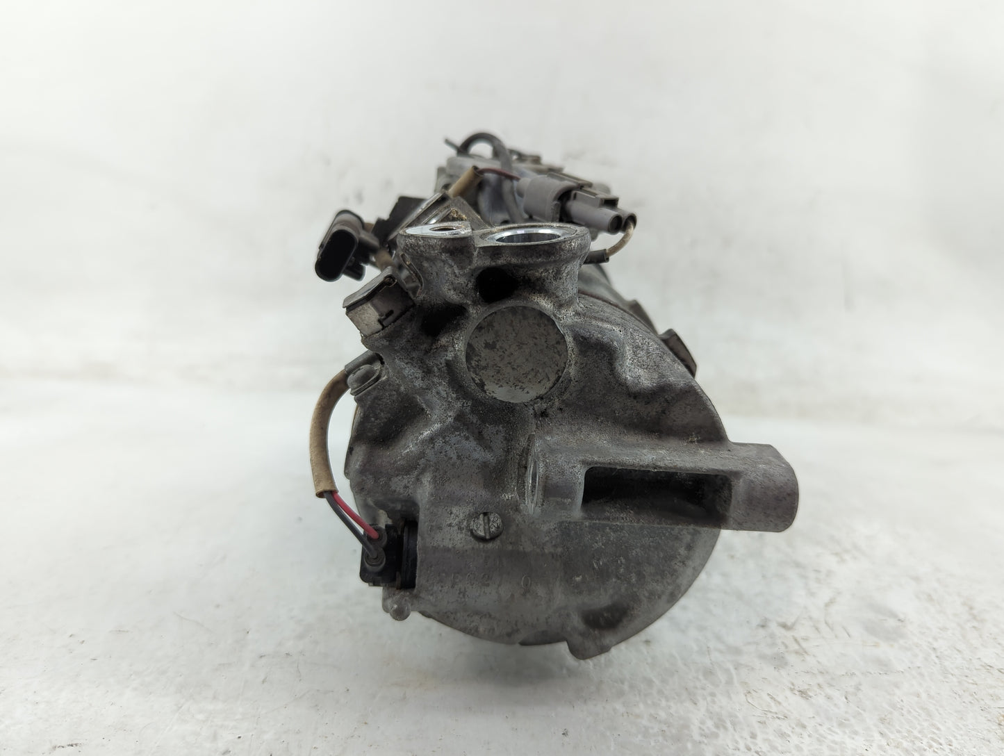 2015-2016 Mercedes-benz Gla250 Air Conditioning A/c Ac Compressor Oem - Oemusedautoparts1.com