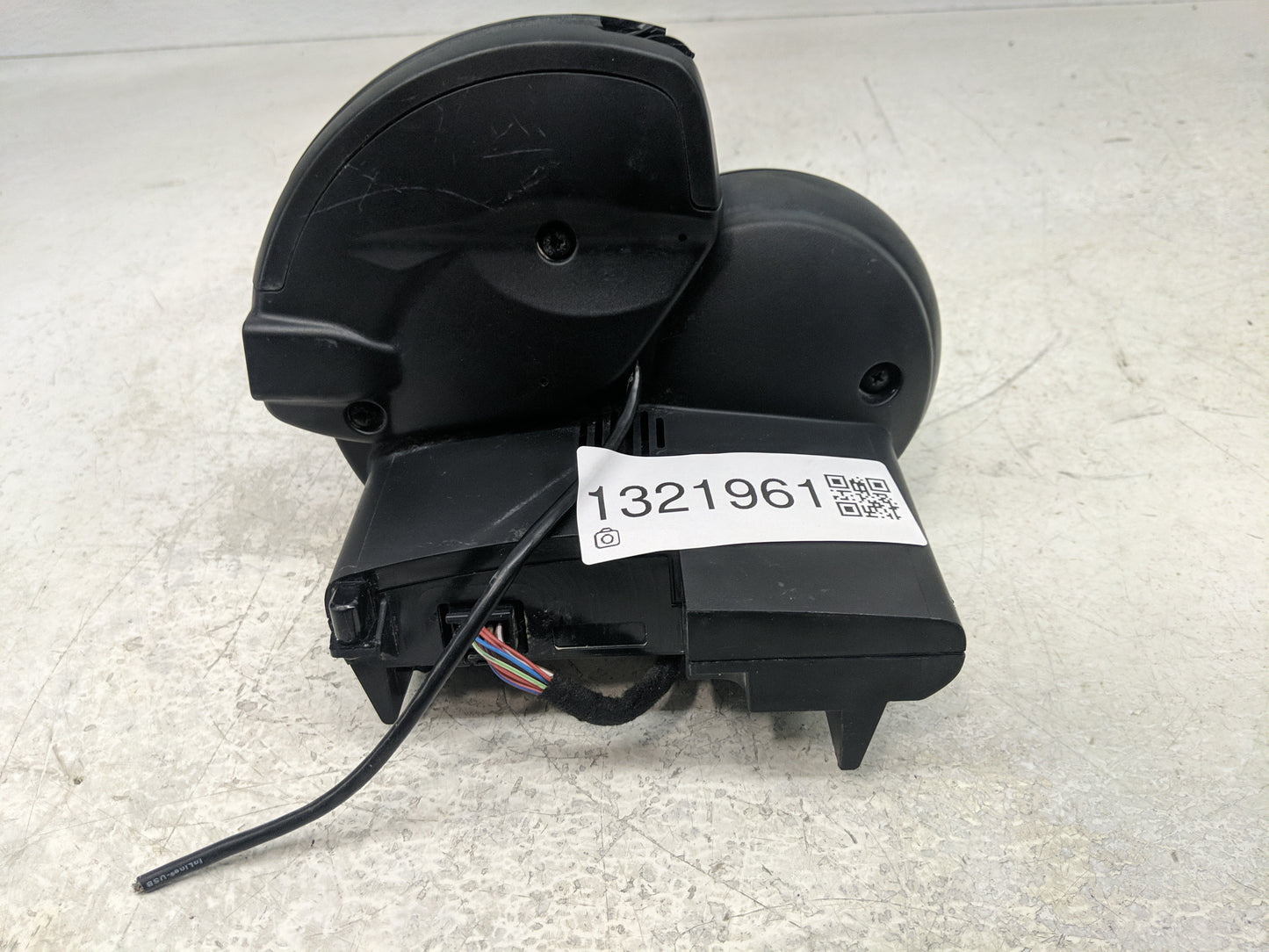2016 Mini Cooper Instrument Cluster Speedometer Gauges Fits OEM Used Auto Parts - Oemusedautoparts1.com
